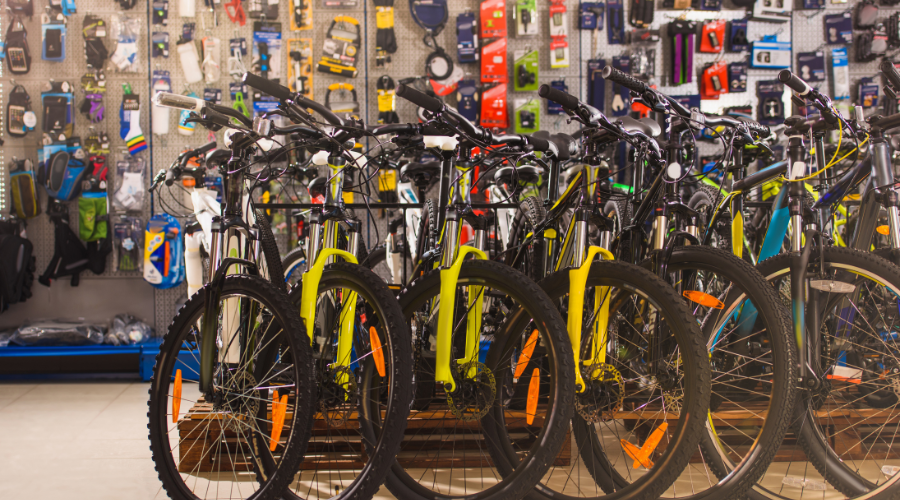 Hoelahoep Kelder zelfstandig naamwoord De grootste fietsenwinkel van Nederland!